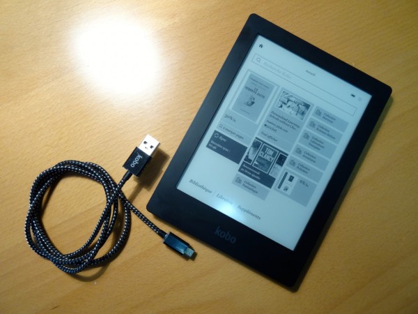 Kobo Aura HD et câble
